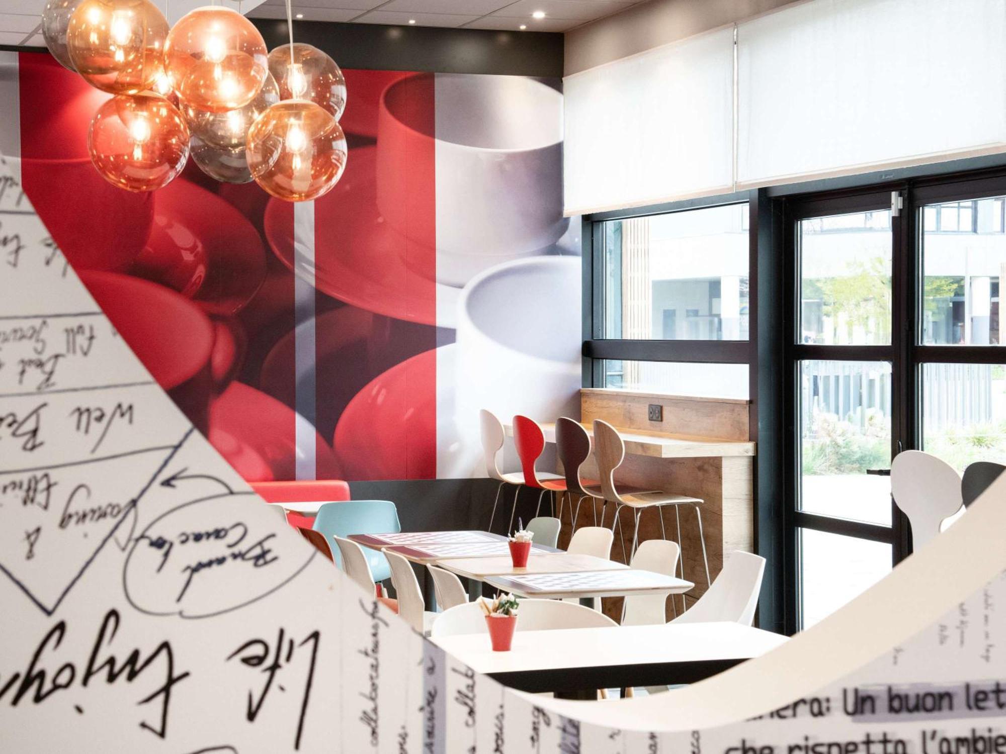 Hotel Ibis Rennes Centre Gare Sud Luaran gambar